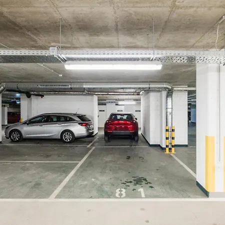 Your Ideal Escape With Parking Included * Budapest