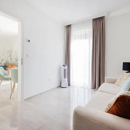 公寓 Your Ideal Escape With Parking Included