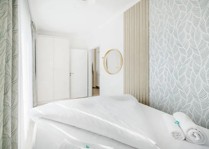 Your Ideal Escape With Parking Included *